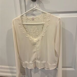 Elegant Lace Trim Blouse in Cream